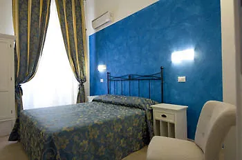 Guest house Atlantis 3*